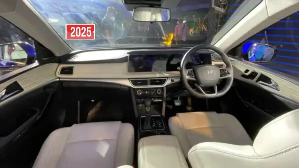 Mahindra XUV 700 Price, Interior, Milease